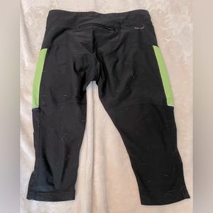 Nike Dri-fit crop leggings